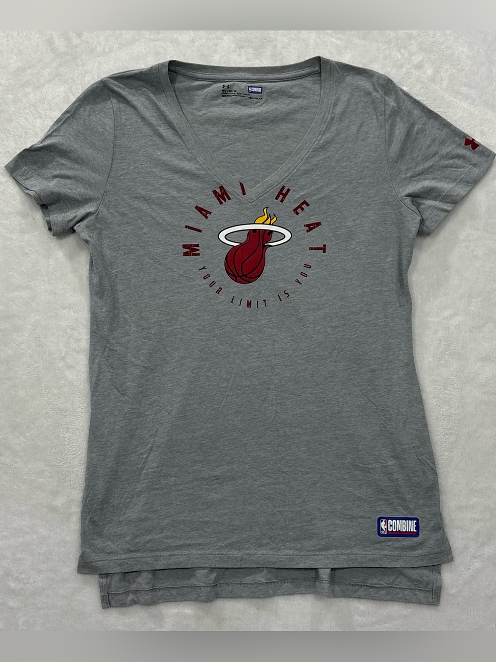 Under Armour NBA Combine Miami Heat Grey V-Neck T-Shirt Women’s Size M